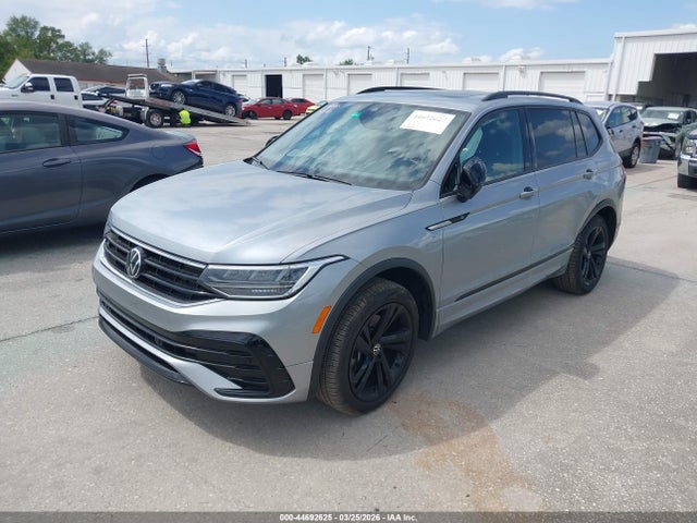 Aukcja sprzedaży 2023 Volkswagen Tiguan 2.0t Se R-line Black, vin: 3VVCB7AX4PM114717, numer aukcji: 44692625
