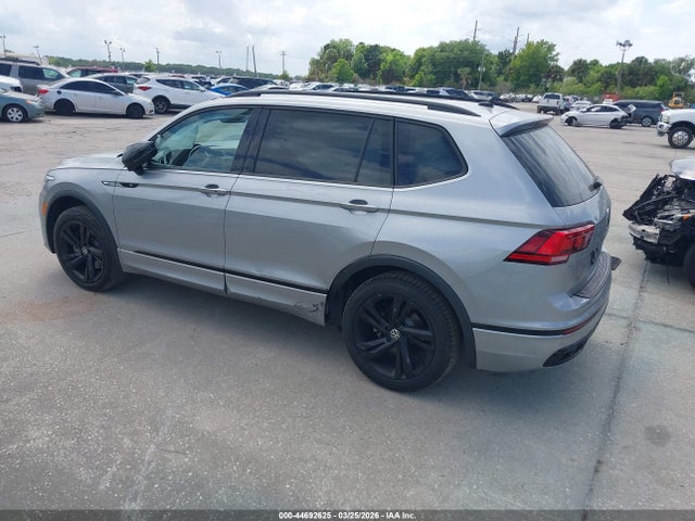 Aukcja sprzedaży 2023 Volkswagen Tiguan 2.0t Se R-line Black, vin: 3VVCB7AX4PM114717, numer aukcji: 44692625