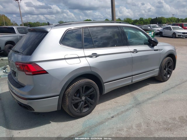 Aukcja sprzedaży 2023 Volkswagen Tiguan 2.0t Se R-line Black, vin: 3VVCB7AX4PM114717, numer aukcji: 44692625