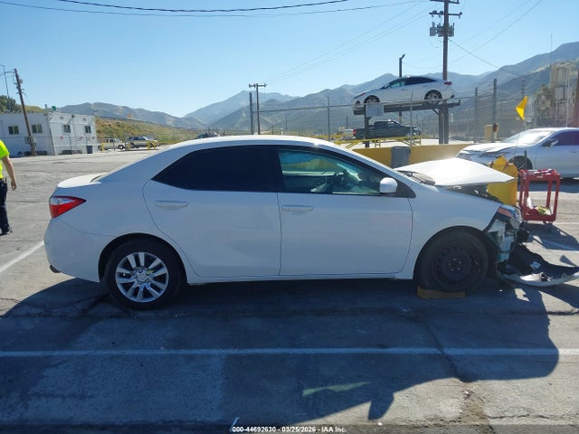 2T1BURHE1GC664180 Toyota COROLLA LE