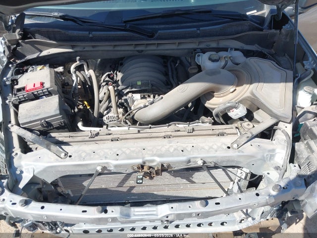 Продажа на аукционе авто 2025 Chevrolet Silverado 1500 4wd  Short Bed Lt Trail Boss, vin: 3GCUKFED6SG346000, номер лота: 44692645