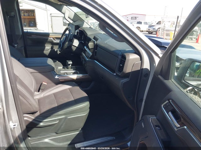 Продажа на аукционе авто 2025 Chevrolet Silverado 1500 4wd  Short Bed Lt Trail Boss, vin: 3GCUKFED6SG346000, номер лота: 44692645