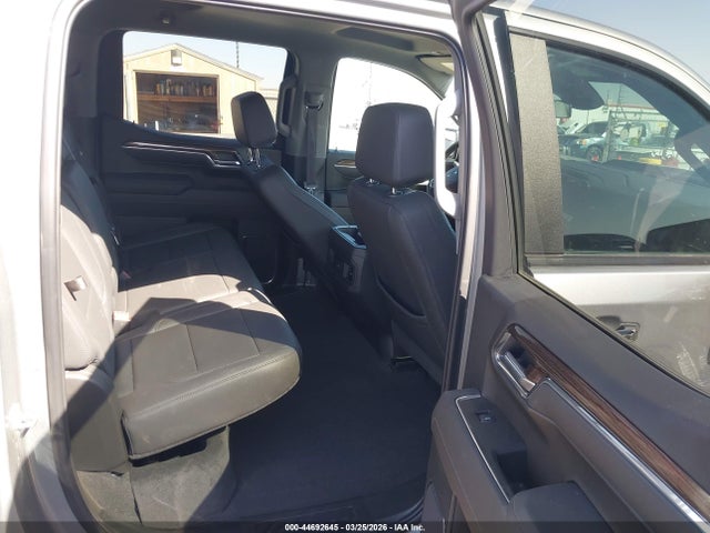 Продажа на аукционе авто 2025 Chevrolet Silverado 1500 4wd  Short Bed Lt Trail Boss, vin: 3GCUKFED6SG346000, номер лота: 44692645