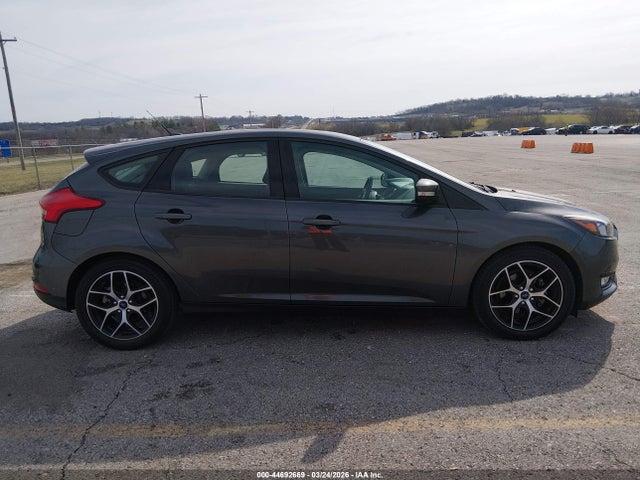 Ford FOCUS SEL 2017 1FADP3M23HL307950 Image 13