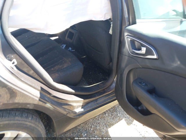 Aukcja sprzedaży 2016 Chrysler 200 Limited, vin: 1C3CCCAB4GN170420, numer aukcji: 44692672