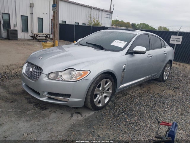 2011 JAGUAR XF SAJWA0FB8BLR93671 Photo 1