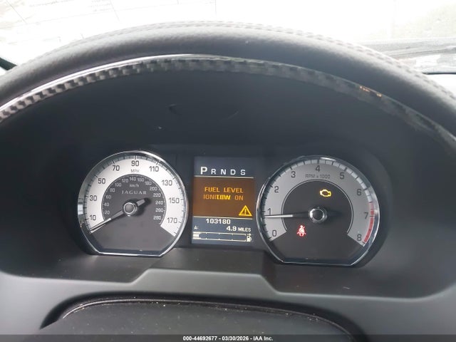 2011 JAGUAR XF SAJWA0FB8BLR93671 Photo 6