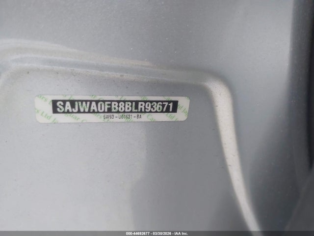 2011 JAGUAR XF SAJWA0FB8BLR93671 Photo 8