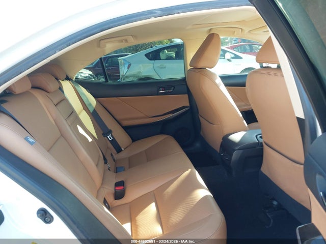 2016 LEXUS IS 200T JTHBA1D21G5022673 Photo 7