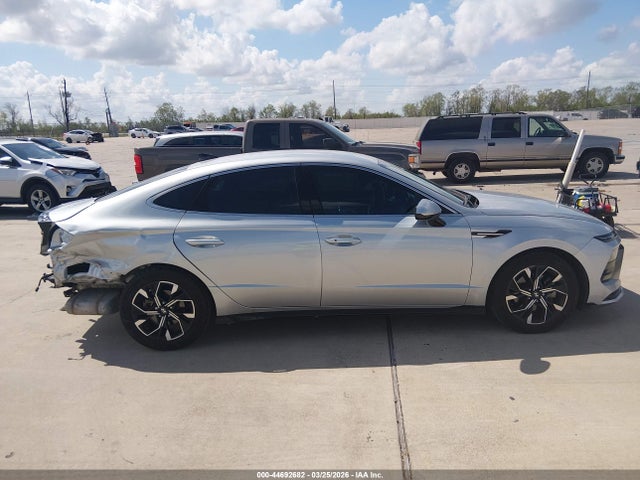KMHL64JA7RA386526 Hyundai SONATA SEL