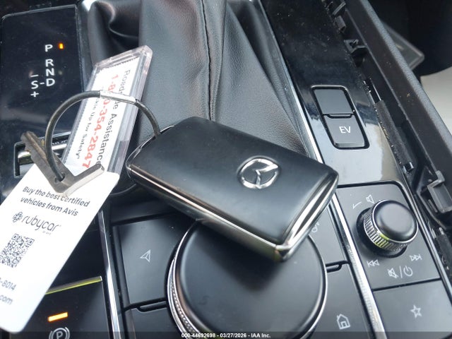 44692698 :رقم المزاد ، 7MMVAAEW1TN151216 vin ، 2026 Mazda Cx-50 Hybrid Premium Plus مزاد بيع