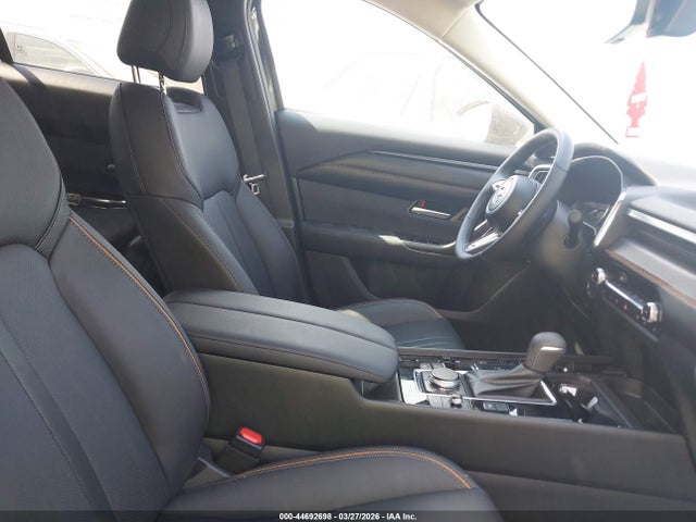 44692698 :رقم المزاد ، 7MMVAAEW1TN151216 vin ، 2026 Mazda Cx-50 Hybrid Premium Plus مزاد بيع