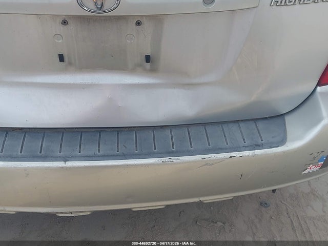 44692720 :رقم المزاد ، JTEGF21A220048582 vin ، 2002 Toyota Highlander Limited V6 مزاد بيع