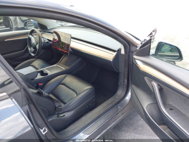 2023 Tesla Model 3 Performance Dual Motor All-wheel Drive მანქანა იყიდება აუქციონზე, vin: 5YJ3E1EC3PF669222, აუქციონის ნომერი: 44692732