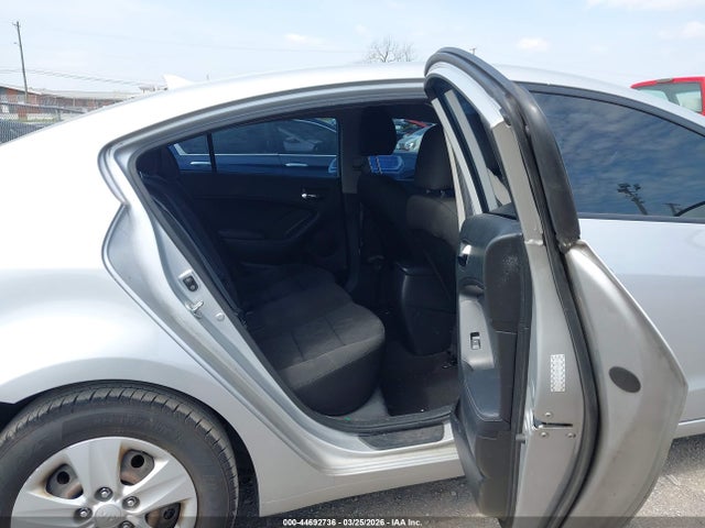 44692736 :رقم المزاد ، KNAFK4A64G5492217 vin ، 2016 Kia Forte Lx مزاد بيع