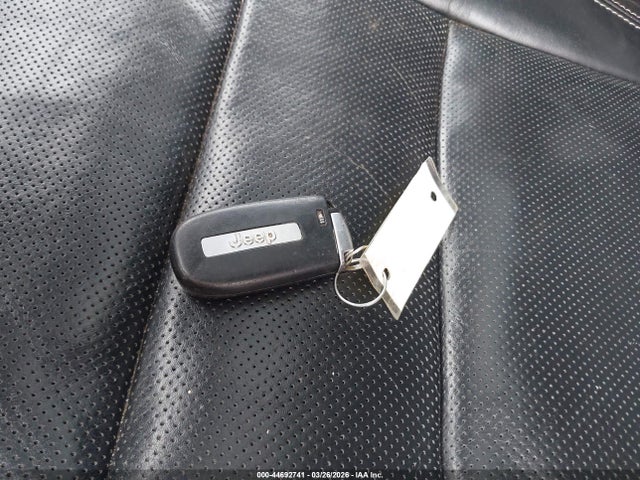 1C4RJFBM7GC327365 Jeep Grand Cherokee Limited