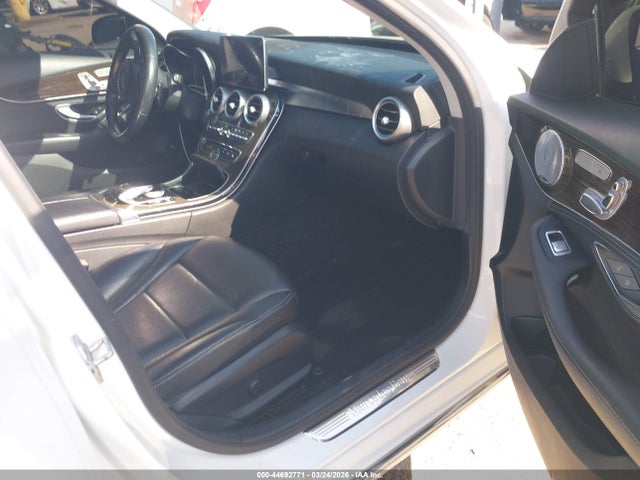 Aukcja sprzedaży 2015 Mercedes-benz C 300, vin: 55SWF4JB9FU087101, numer aukcji: 44692771