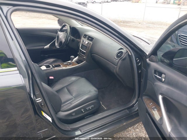 2010 Lexus Is 250 მანქანა იყიდება აუქციონზე, vin: JTHCF5C27A5036356, აუქციონის ნომერი: 44692772