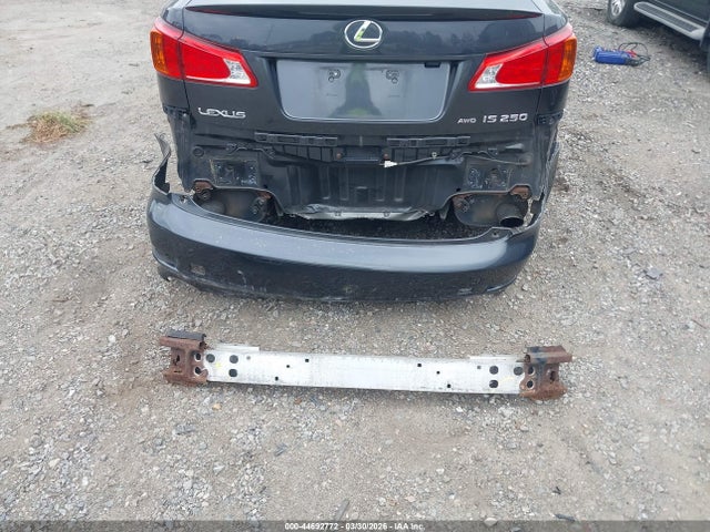 2010 Lexus Is 250 მანქანა იყიდება აუქციონზე, vin: JTHCF5C27A5036356, აუქციონის ნომერი: 44692772