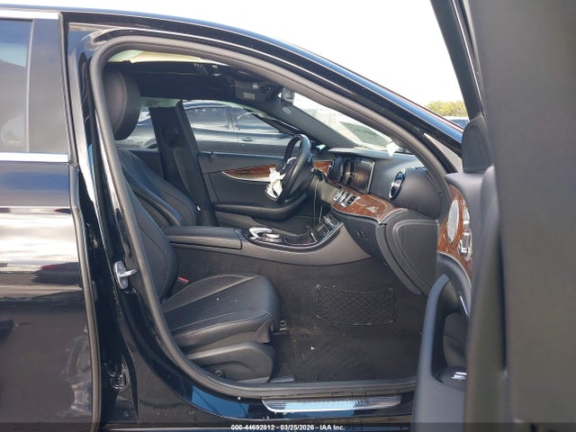 2017 Mercedes-benz E 300 მანქანა იყიდება აუქციონზე, vin: WDDZF4JB3HA108623, აუქციონის ნომერი: 44692812