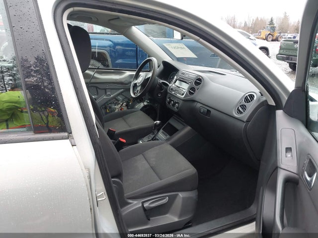 Продаж на аукціоні авто 2012 Volkswagen Tiguan S, vin: WVGAV7AX0CW546501, номер лоту: 44692837
