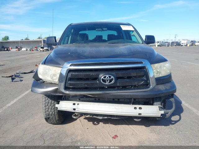 Продажа на аукционе авто 2011 Toyota Tundra Grade 5.7l V8, vin: 5TFDY5F19BX158502, номер лота: 44692843