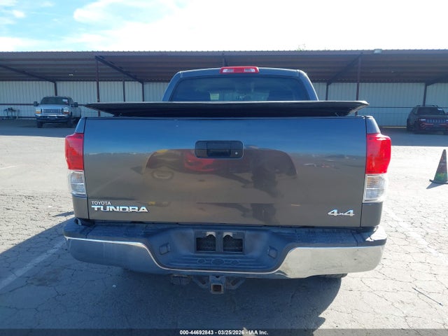 Продажа на аукционе авто 2011 Toyota Tundra Grade 5.7l V8, vin: 5TFDY5F19BX158502, номер лота: 44692843