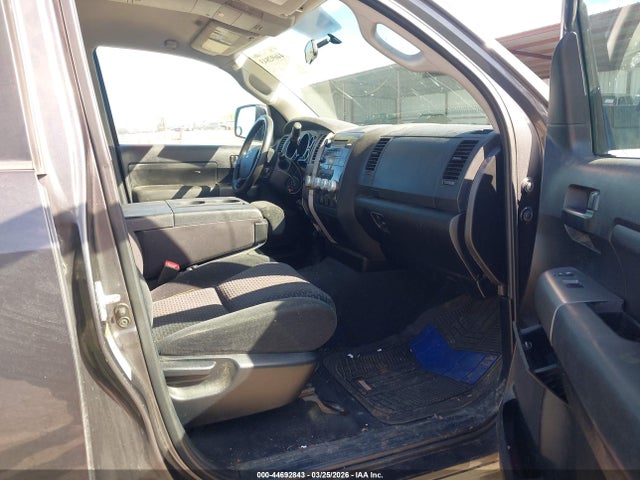 Продажа на аукционе авто 2011 Toyota Tundra Grade 5.7l V8, vin: 5TFDY5F19BX158502, номер лота: 44692843