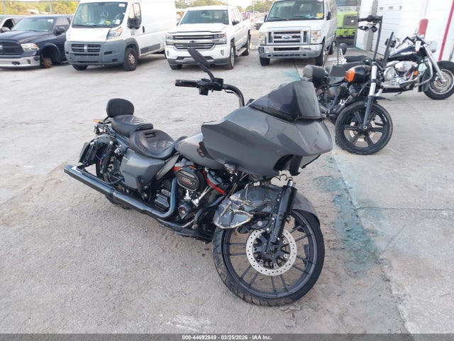 Harley-Davidson Fltrxse Cvo Road Glide 2018 1HD1TCL19JB953425 main image