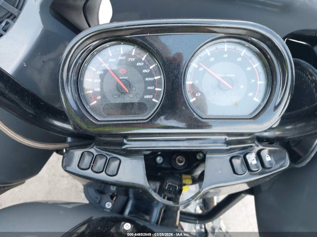 Harley-Davidson Fltrxse Cvo Road Glide 2018 1HD1TCL19JB953425 Image 7