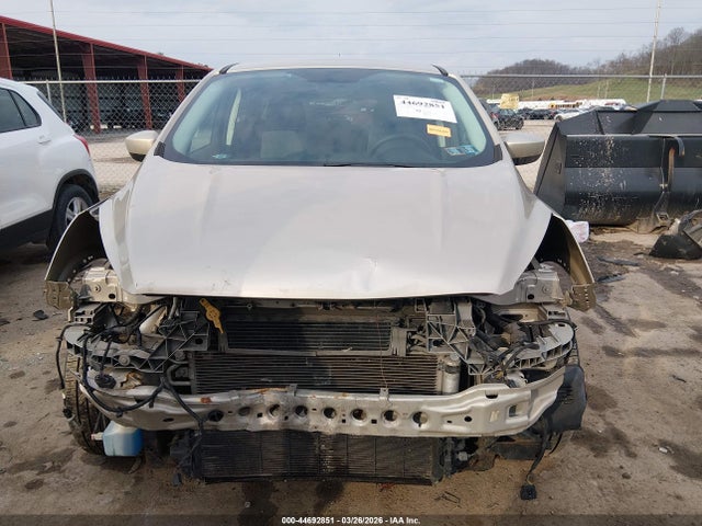 44692851 :رقم المزاد ، 1FMCU9GD9HUA21167 vin ، 2017 Ford Escape Se مزاد بيع