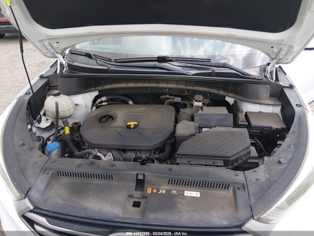 2018 Hyundai Tucson Se მანქანა იყიდება აუქციონზე, vin: KM8J23A49JU694386, აუქციონის ნომერი: 44692898