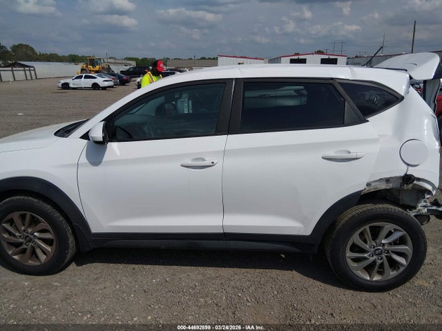 2018 Hyundai Tucson Se მანქანა იყიდება აუქციონზე, vin: KM8J23A49JU694386, აუქციონის ნომერი: 44692898