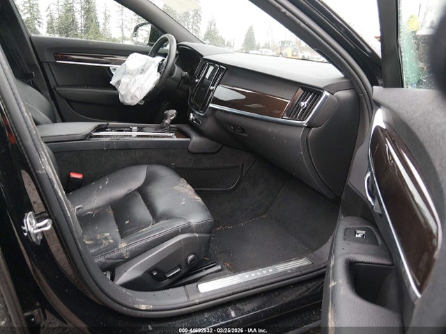 LVYA22MK4LP175457 Volvo S90 T6 Momentum