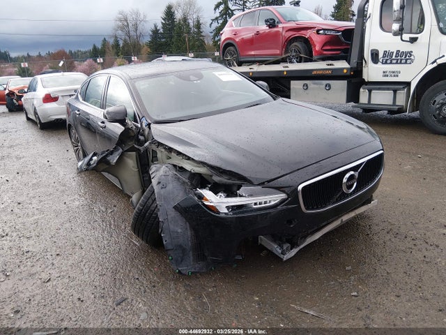 LVYA22MK4LP175457 Volvo S90 T6 Momentum