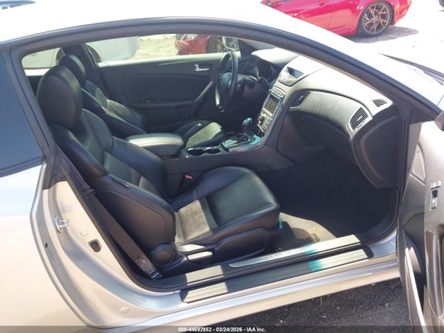 2011 HYUNDAI GENESIS KMHHU6KH4BU062165 Photo 4