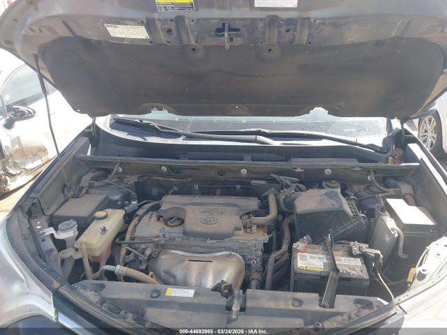 Auction sale of the 2016 Toyota Rav4 Xle, vin: 2T3WFREV2GW280611, lot number: 44692965