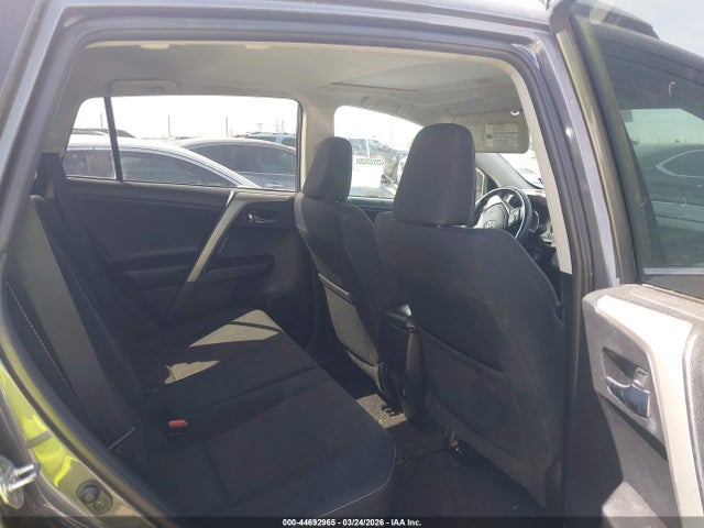 Auction sale of the 2016 Toyota Rav4 Xle, vin: 2T3WFREV2GW280611, lot number: 44692965