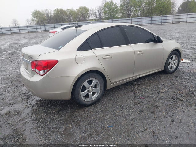 2016 CHEVROLET CRUZE LIMITED 1G1PE5SB6G7138969 Photo 3