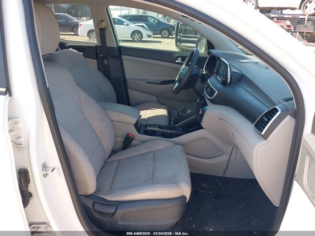 Продажа на аукционе авто 2021 Hyundai Tucson Value, vin: KM8J33A4XMU303733, номер лота: 44693020