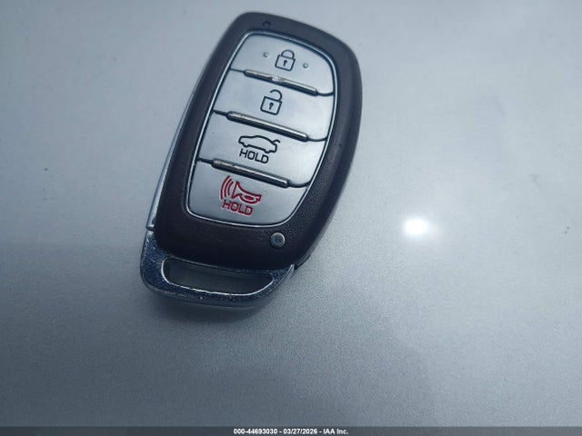 Hyundai Elantra Value Edition 2018 5NPD84LF7JH354765 Image 11