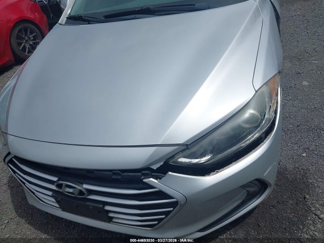 Hyundai Elantra Value Edition 2018 5NPD84LF7JH354765 Image 18