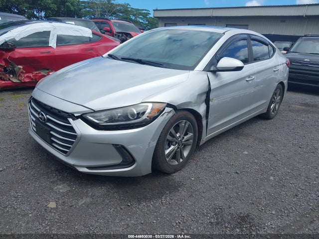 Hyundai Elantra Value Edition 2018 5NPD84LF7JH354765 Image 2