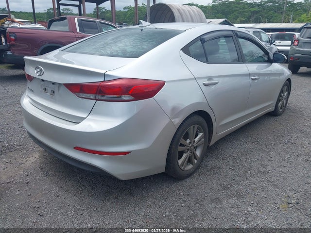 Hyundai Elantra Value Edition 2018 5NPD84LF7JH354765 Image 4