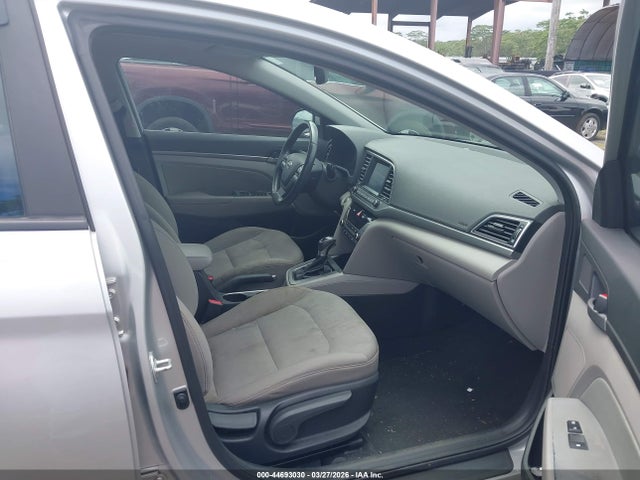 Hyundai Elantra Value Edition 2018 5NPD84LF7JH354765 Image 5