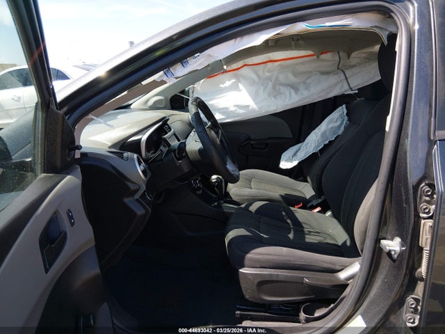 1G1JG6SB8L4116375 Chevrolet Sonic Fwd 1fl 5-door