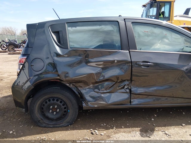 1G1JG6SB8L4116375 Chevrolet Sonic Fwd 1fl 5-door