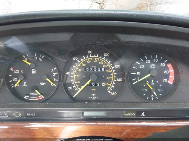 1985 MERCEDES-BENZ 380 WDBCA32C8FA158719 Photo 6