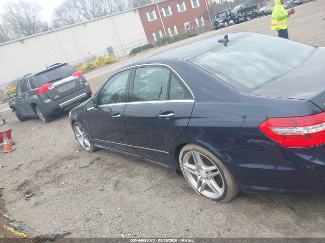 Продажа на аукционе авто 2012 Mercedes-benz E 550 4matic, vin: WDDHF9BB7CA526439, номер лота: 44693072