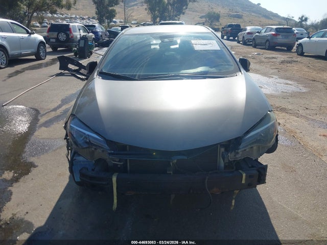 2018 Toyota Corolla Le მანქანა იყიდება აუქციონზე, vin: 2T1BURHE5JC987820, აუქციონის ნომერი: 44693083